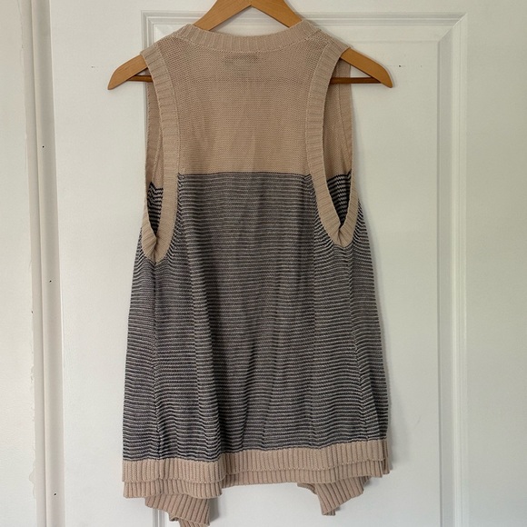 Charlotte Ronson Sweater Vest - Picture 2 of 3